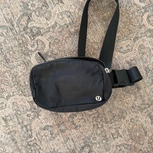 Lululemon Athletica Black Belt Bag Functional Design